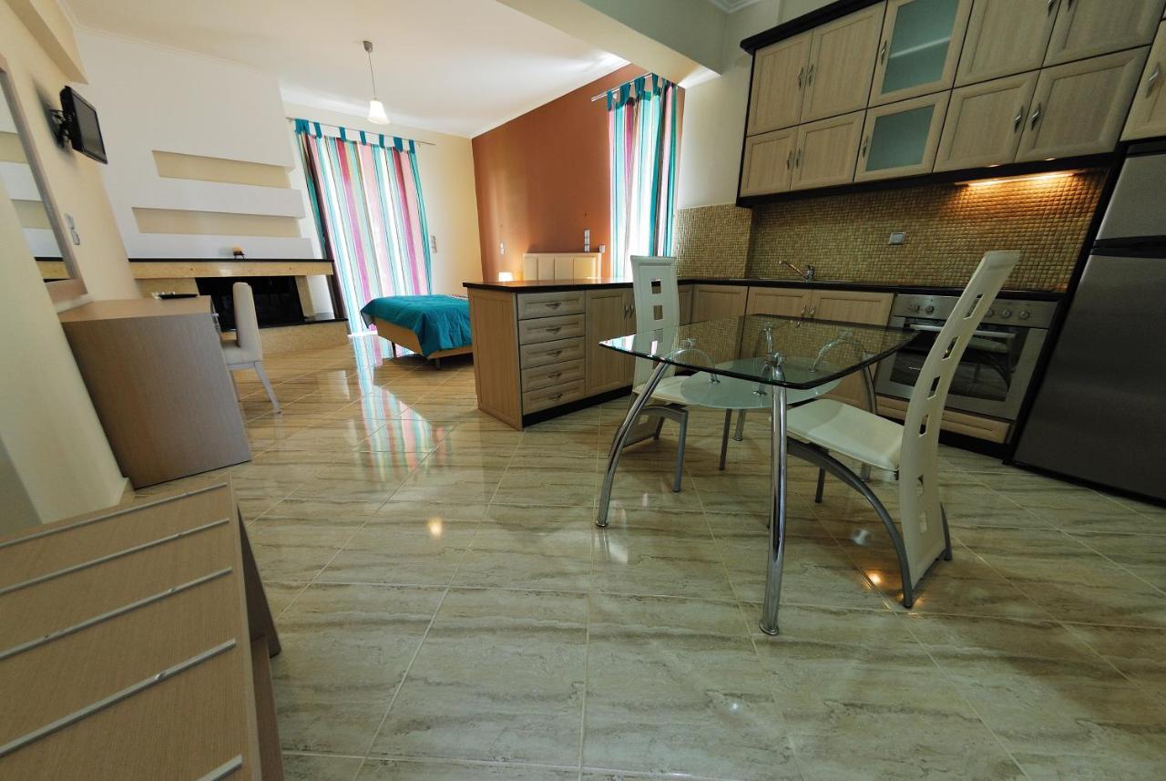 Antonios Village Hotel&Apartments Arkoudi Buitenkant foto