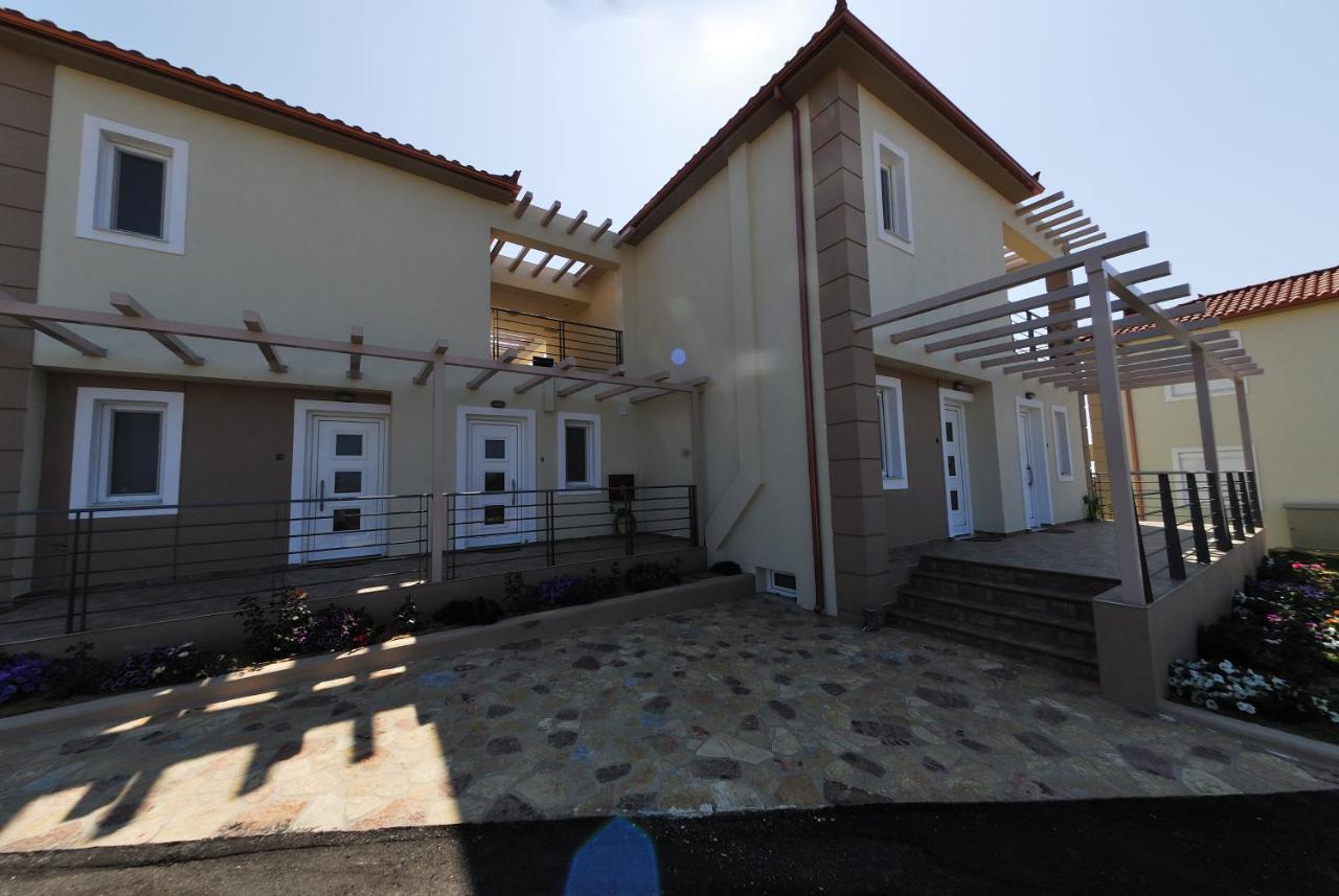 Antonios Village Hotel&Apartments Arkoudi Buitenkant foto