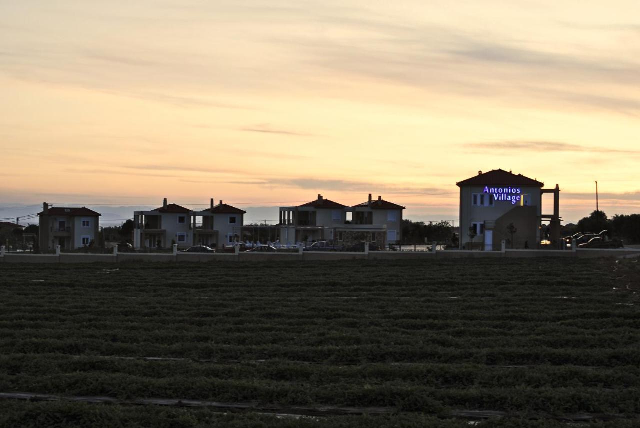Antonios Village Hotel&Apartments Arkoudi Buitenkant foto
