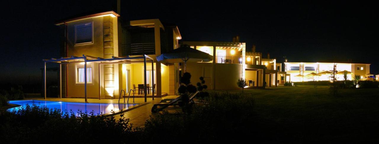 Antonios Village Hotel&Apartments Arkoudi Buitenkant foto